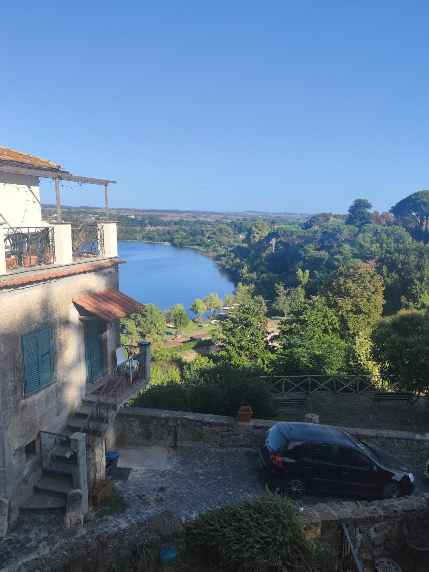 Chalet Romantico Sul Lago Apartment Anguillara Sabazia Exterior foto